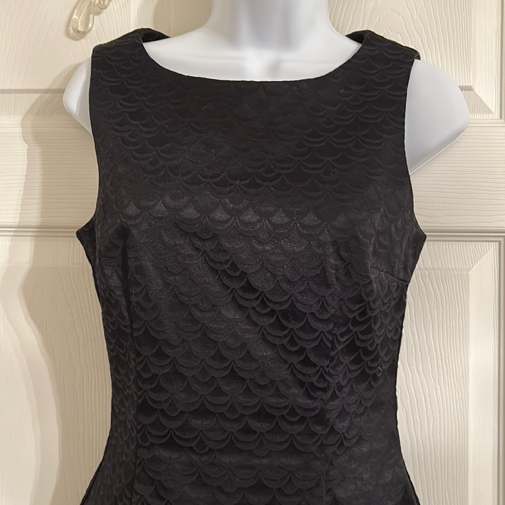 H&M Black scallop detail Sheath Dress Sz 8